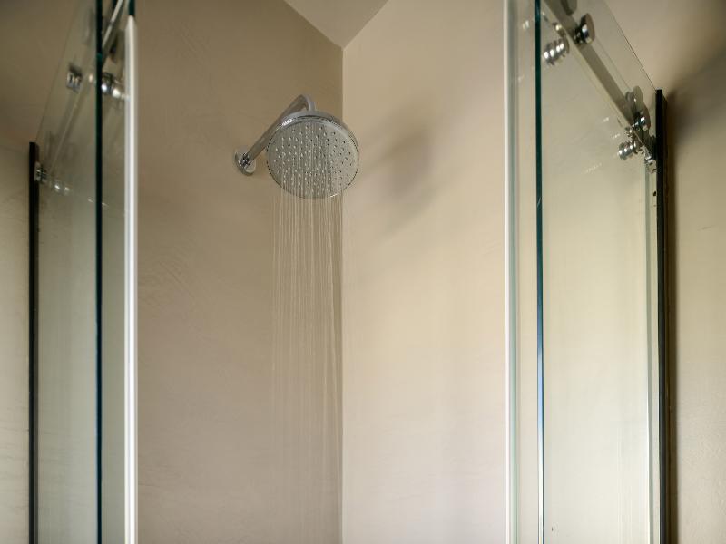 Arch Suites image