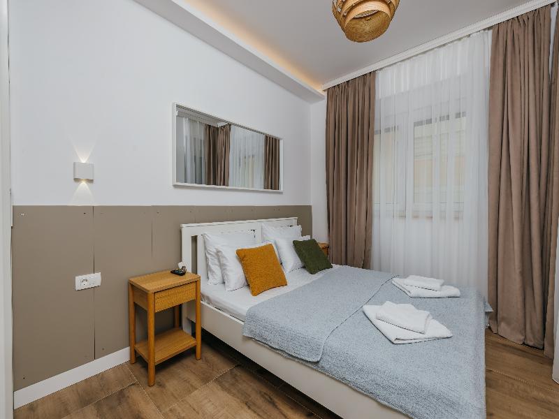 Apartments Via Mare image