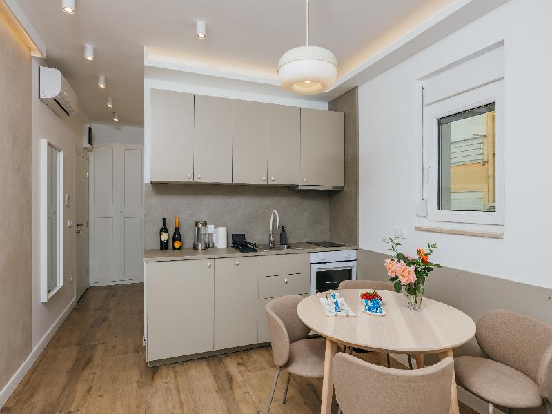 Apartments Via Mare image