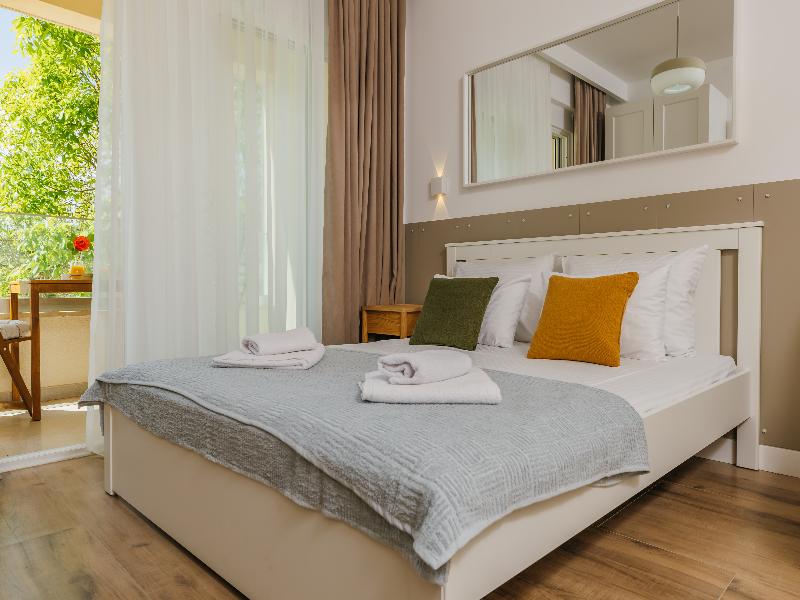 Apartments Via Mare image