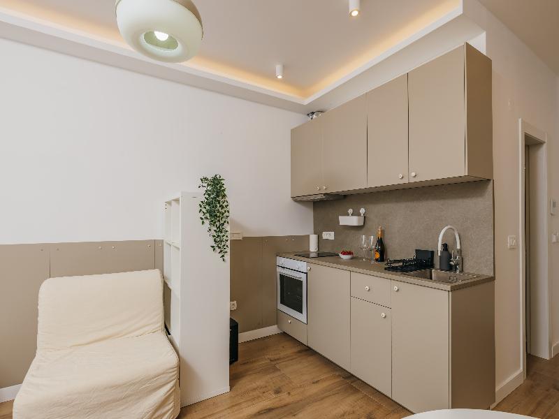 Apartments Via Mare image