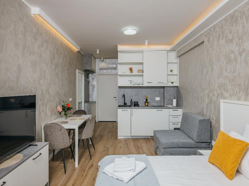 Apartments Via Mare image