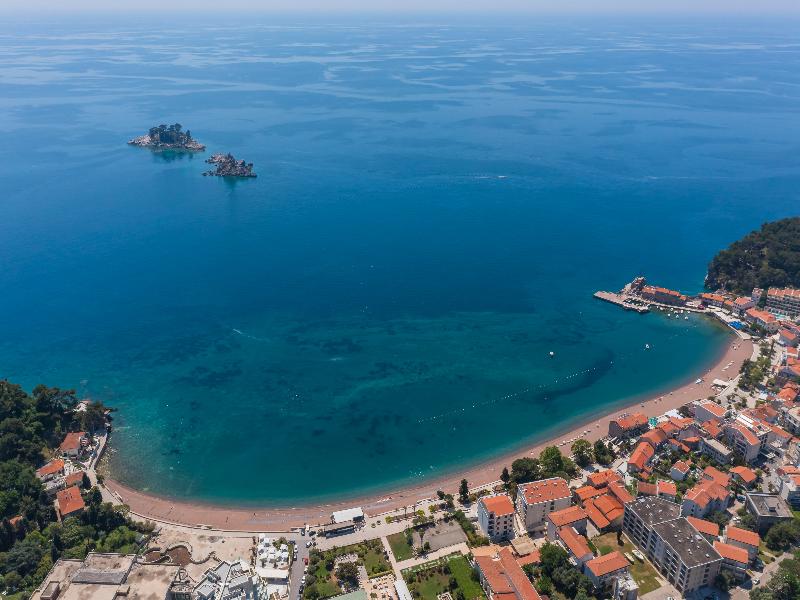 Apartments Via Mare image