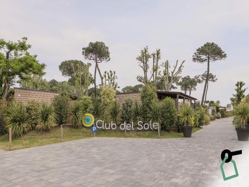 Hotiday Milano Marittima Pineta image