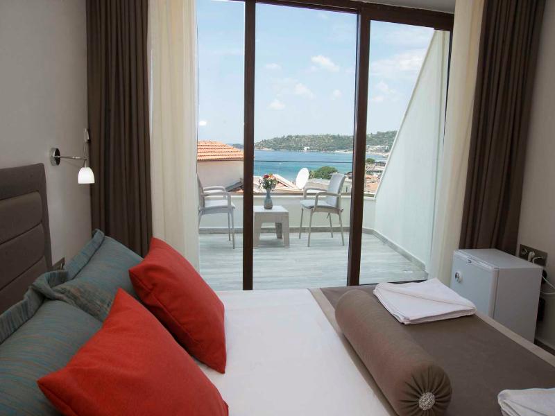 Yasemin Hotel image