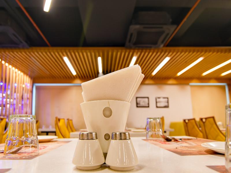Kzar Corporate image