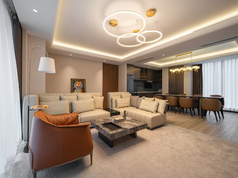 Leston Hotel image
