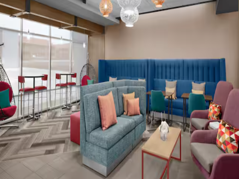 Tru by Hilton Midland East