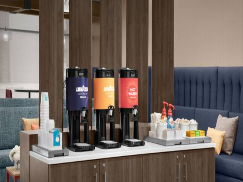Tru by Hilton Midland East — restaurant