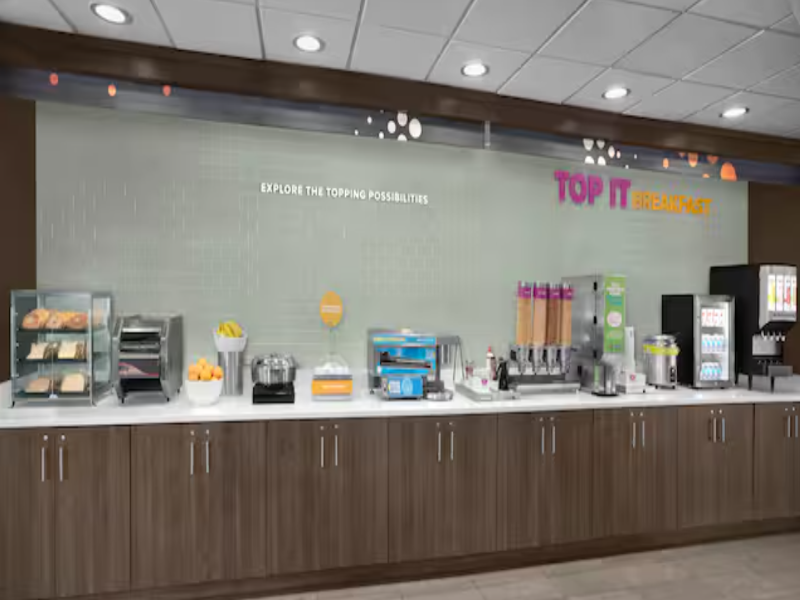 Tru by Hilton Midland East