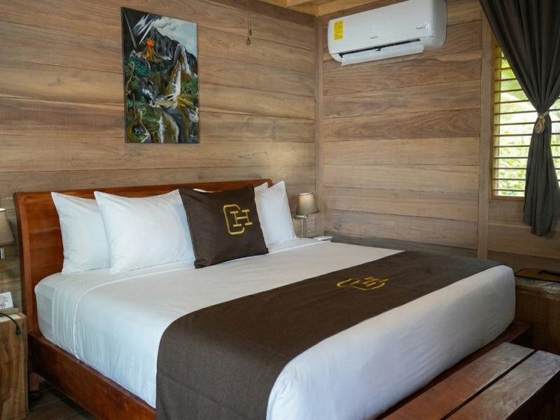 Hotel Central Bocas Del Toro image