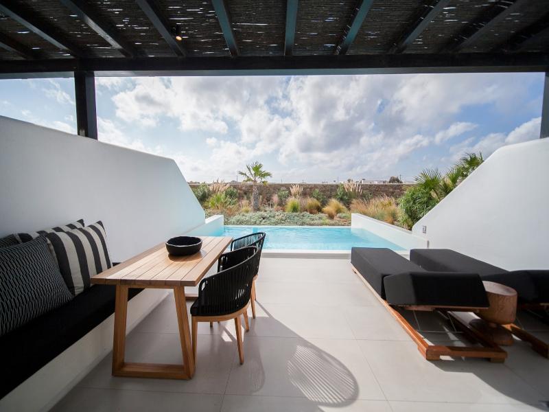 Hotiday Suites Mykonos image