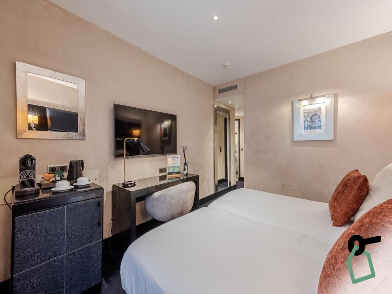 Hotiday Room Collection - Paris Arc De Triomphe image