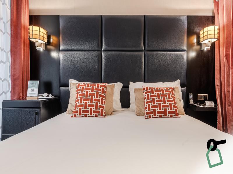 Hotiday Room Collection - Paris Arc De Triomphe image