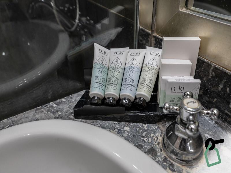 Hotiday Room Collection - Paris Arc De Triomphe image