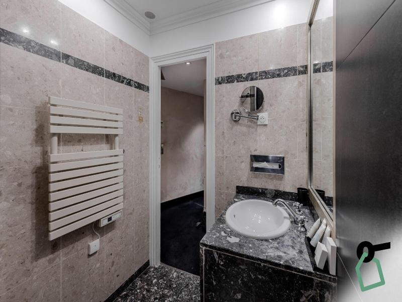 Hotiday Room Collection - Paris Arc De Triomphe image