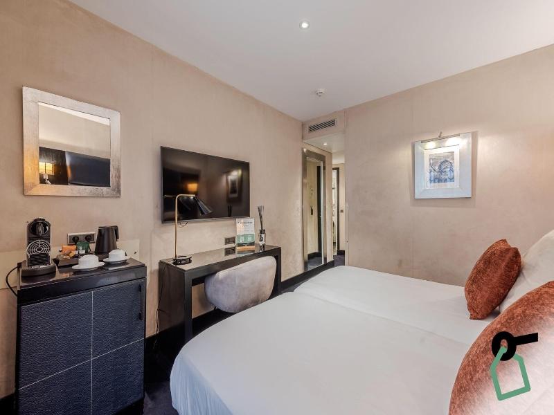Hotiday Room Collection - Paris Arc De Triomphe image