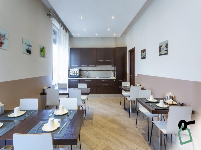 Hotiday Roma Barberini — bar