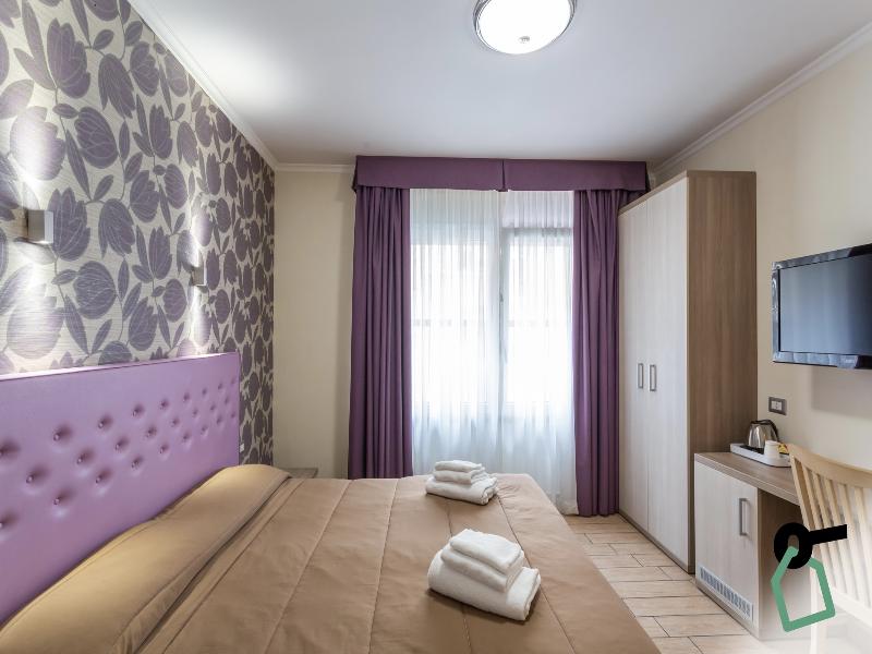 Hotiday Roma Barberini image
