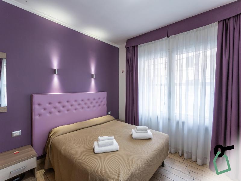 Hotiday Roma Barberini image