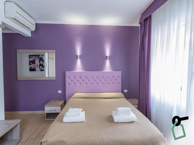 Hotiday Roma Barberini image