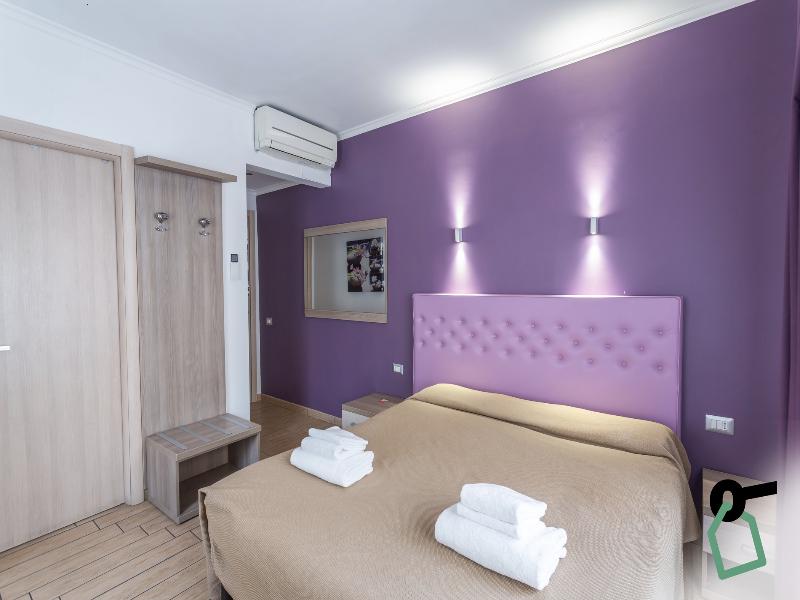 Hotiday Roma Barberini image