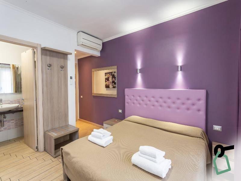 Hotiday Roma Barberini image