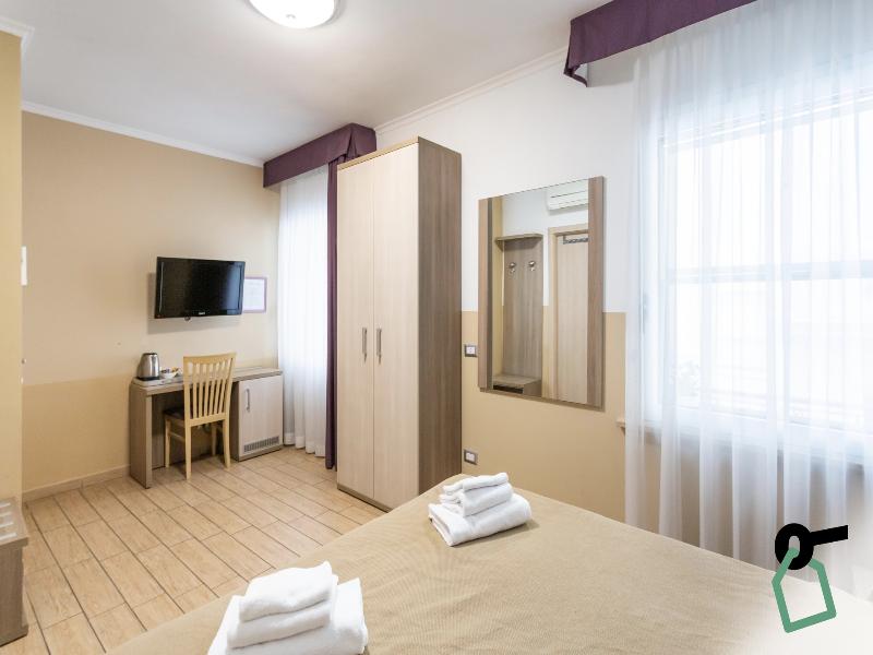 Hotiday Roma Barberini image