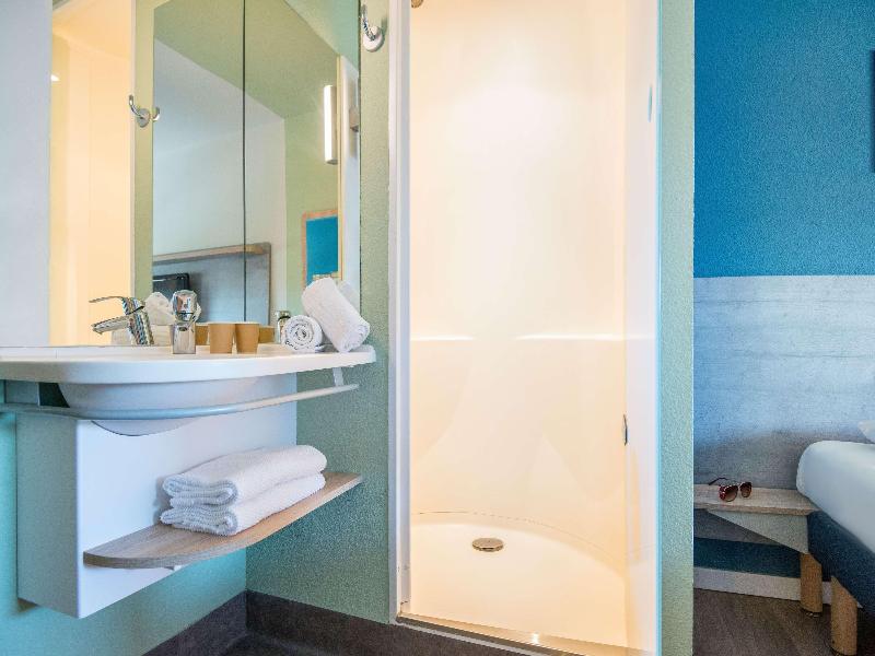 Ibis Budget Pertuis Portes Du Luberon image