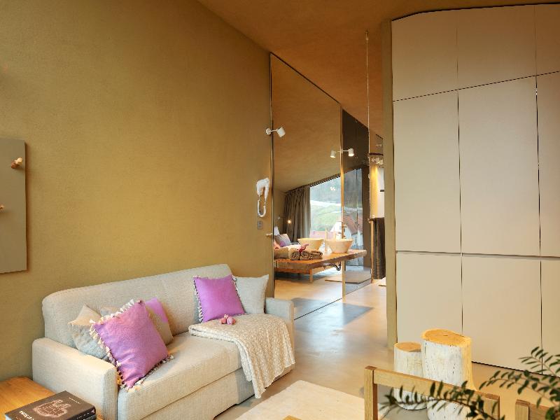 Ortenia apartments image