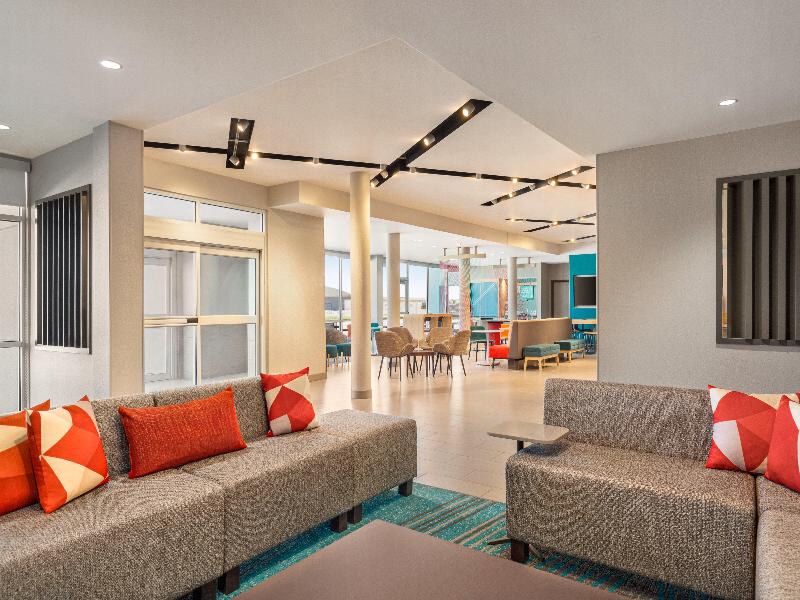 avid Hotels Florence North by IHG image