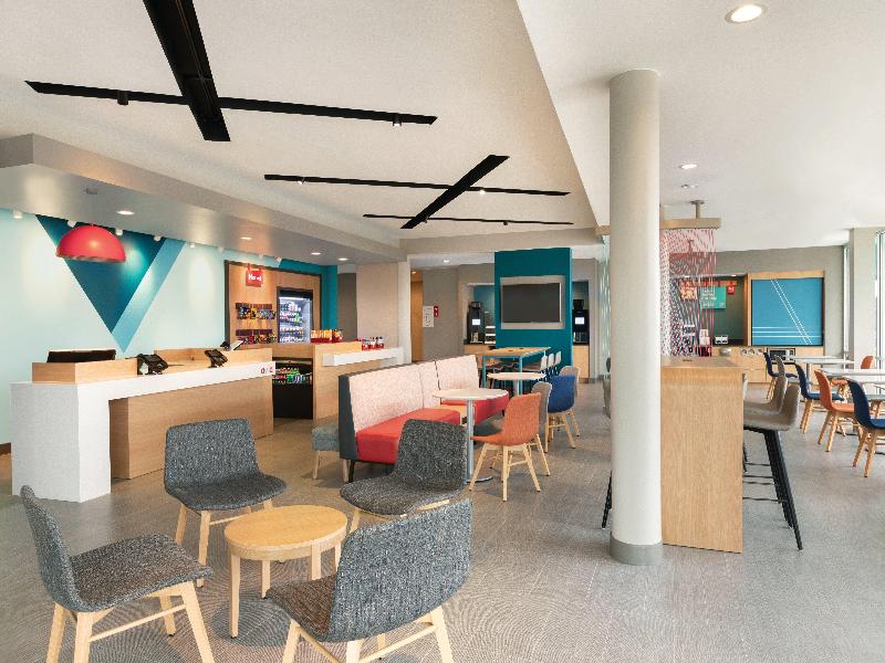 avid Hotels Florence North by IHG image