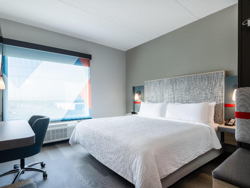 avid Hotels Florence North by IHG image