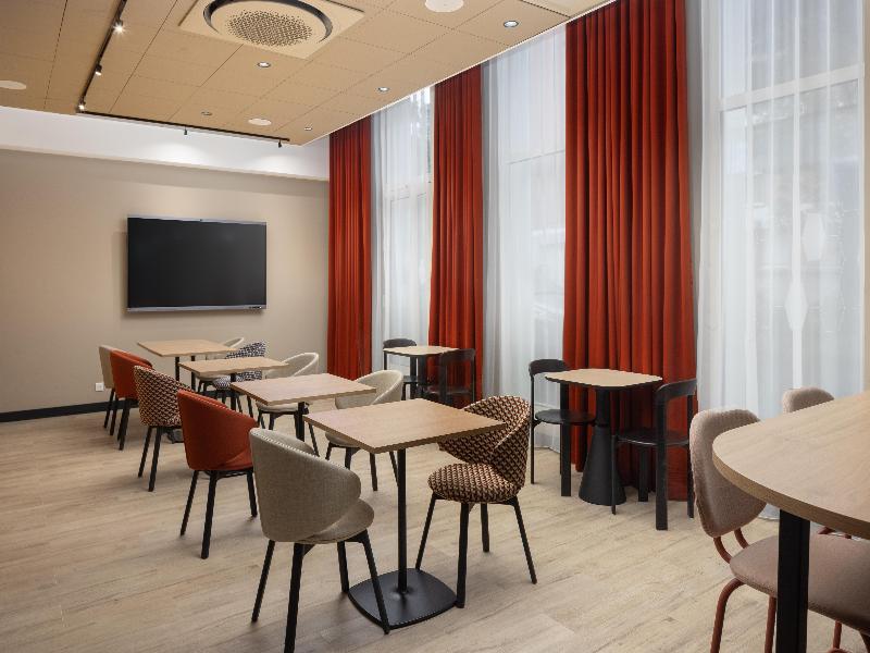 Hampton by Hilton Paris Saint Ouen image