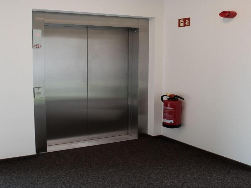 Outlet Hotel image