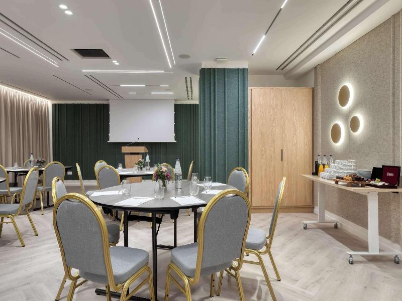 Hilton Garden Inn Athens Syggrou Avenue image