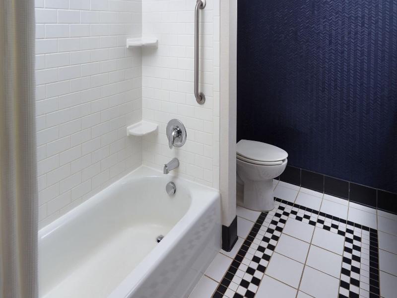 Fairfield Inn & Suites Orlando at SeaWorld® image