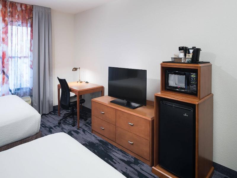 Fairfield Inn & Suites Orlando at SeaWorld® image