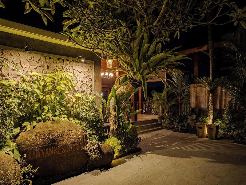 Yanyan Resort Ubud image