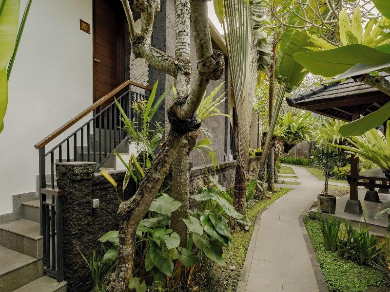 Yanyan Resort Ubud image