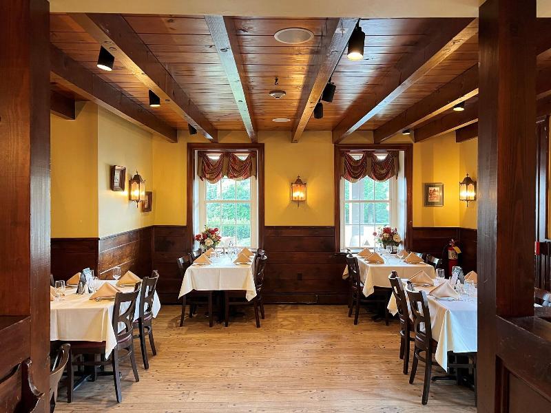 Plumsteadville Inn image