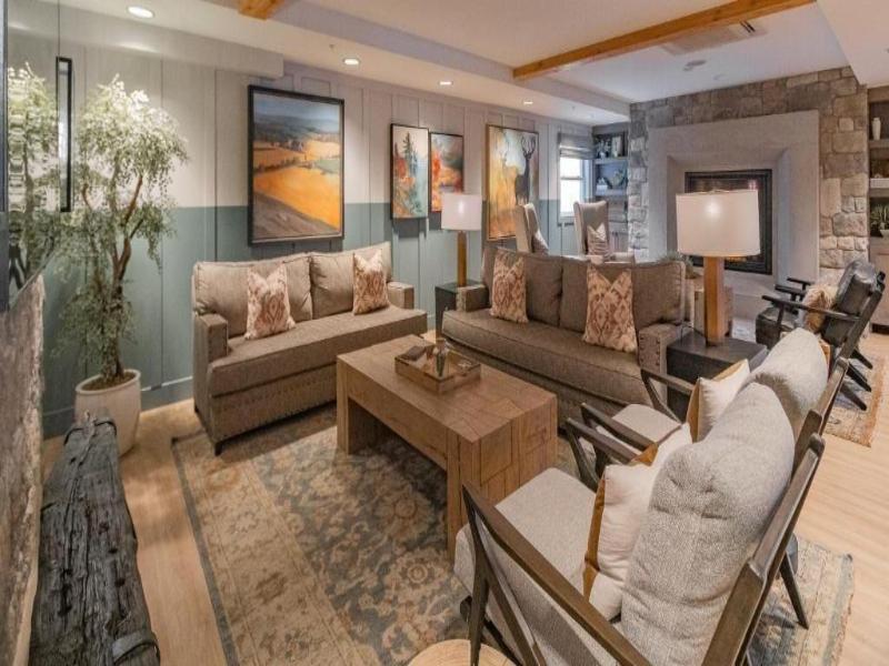 Multi Resorts At Lift Lodge