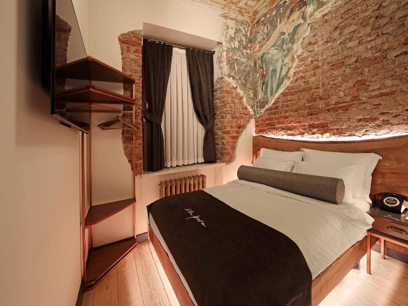 Impera Hotel image