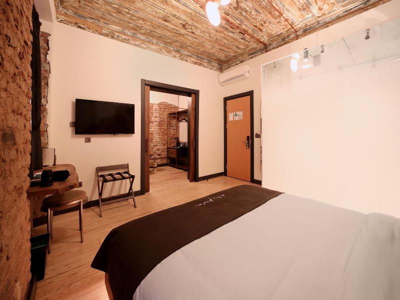 Impera Hotel image
