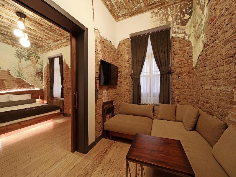 Impera Hotel image