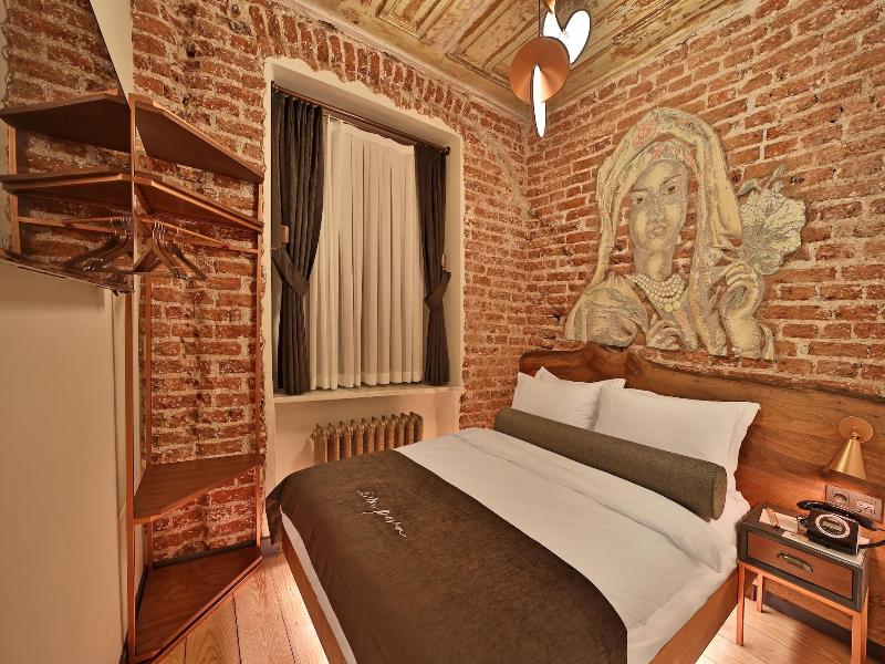 Impera Hotel image
