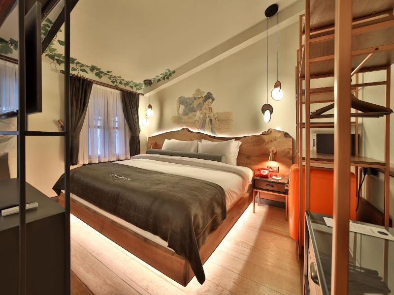 Impera Hotel image