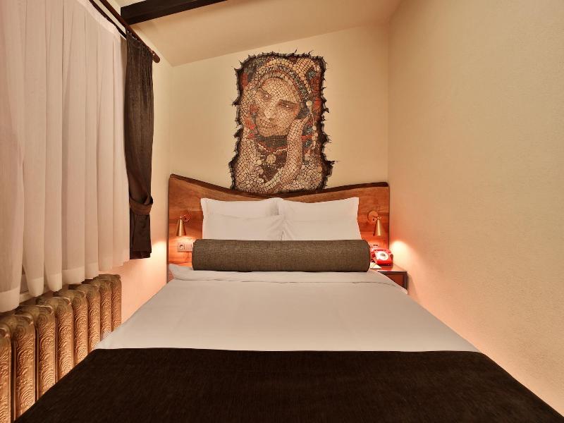 Impera Hotel image