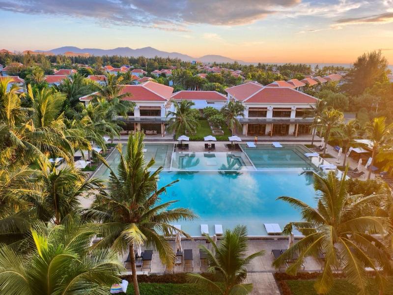 The Ocean Suites image