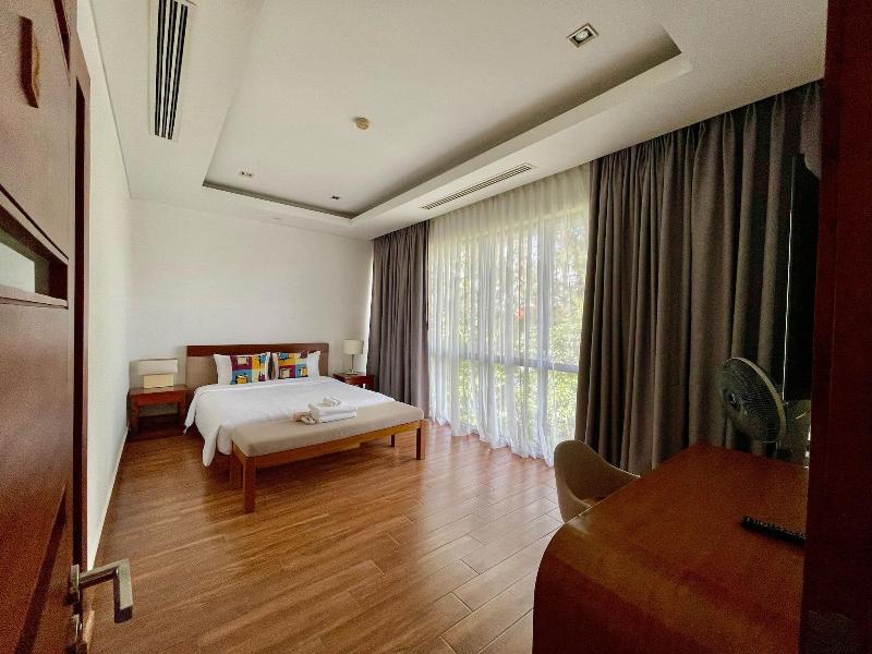 The Ocean Suites image